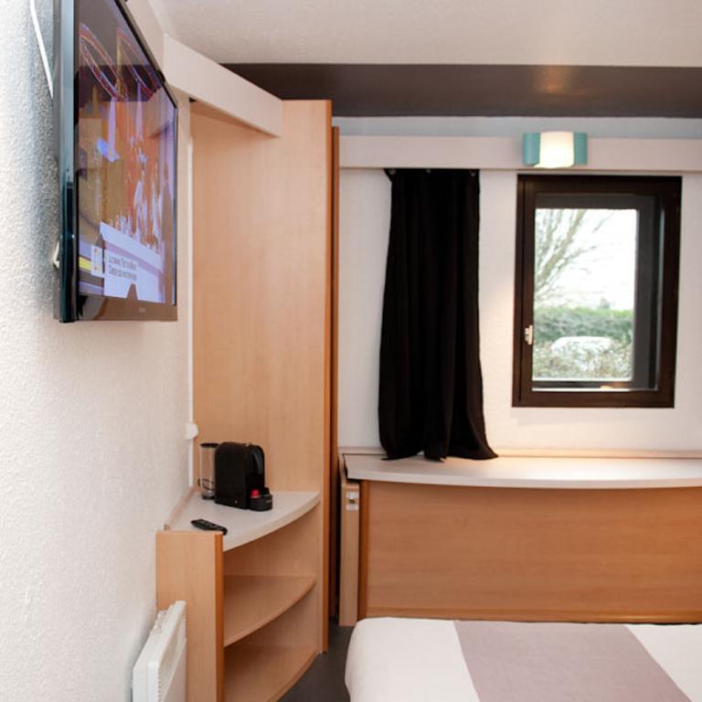 Egg Hotel Gonesse Dış mekan fotoğraf