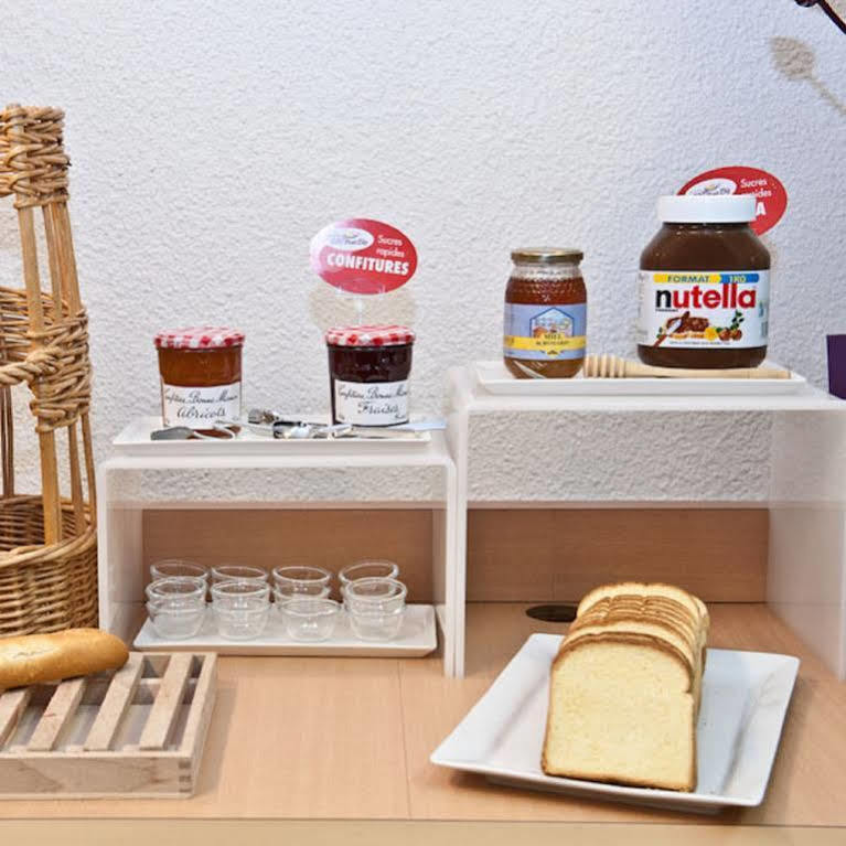Egg Hotel Gonesse Dış mekan fotoğraf